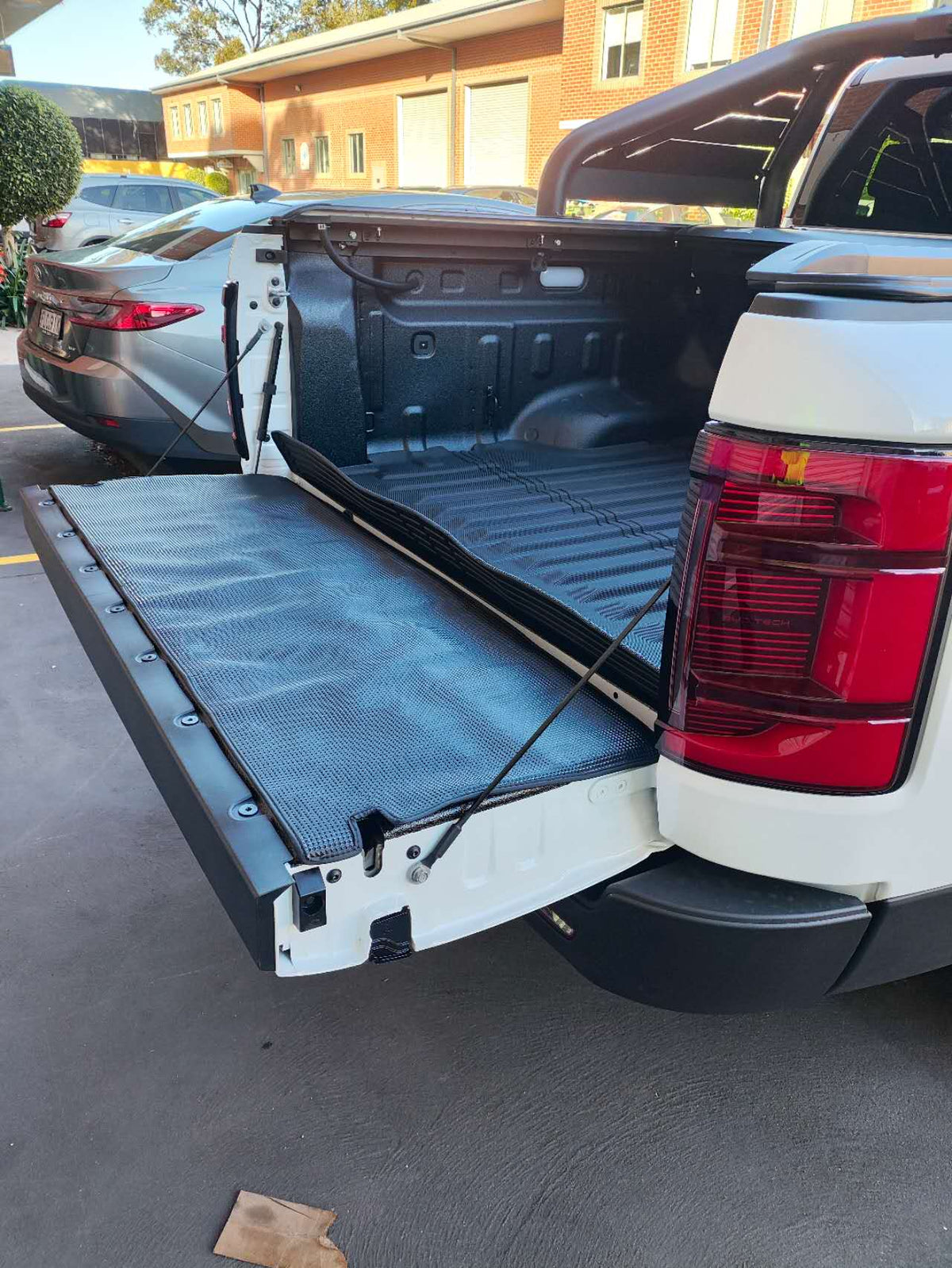 Shark 6 Tub Liner Extension