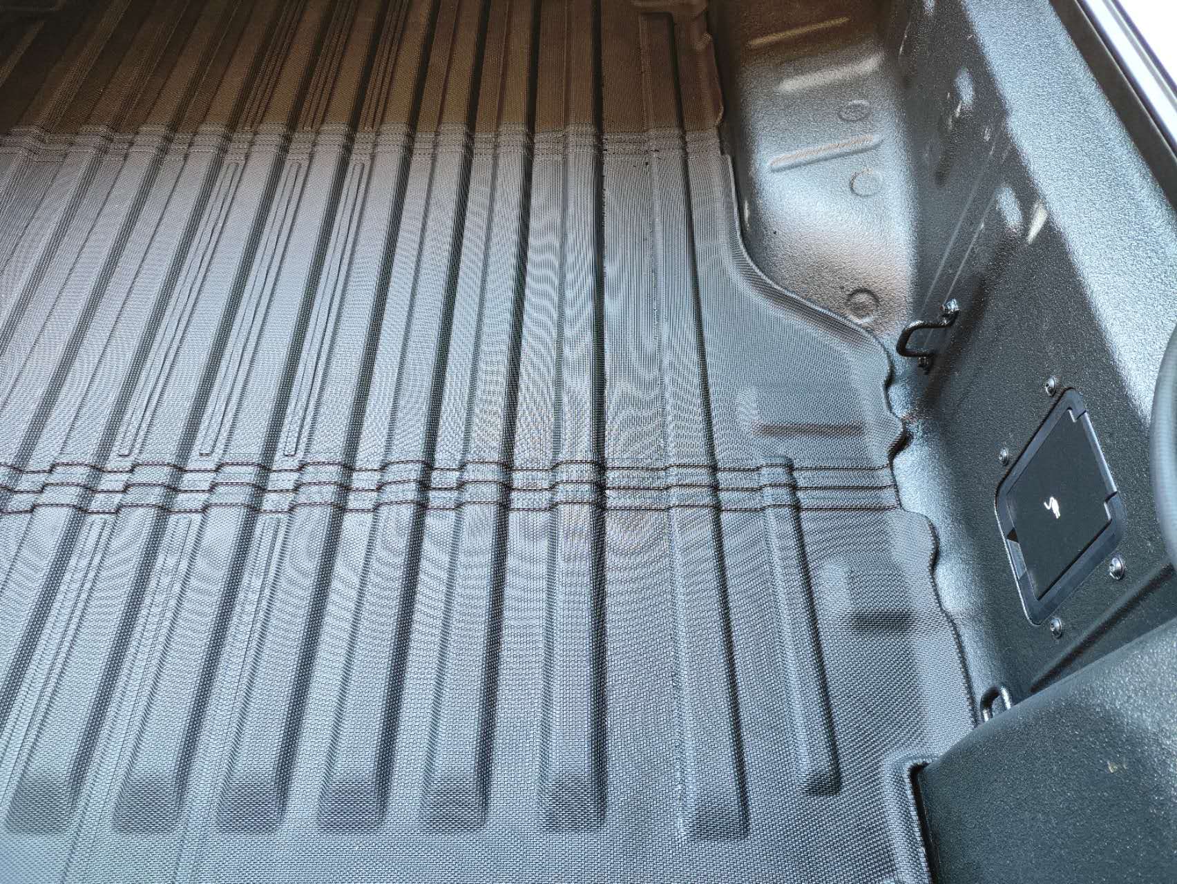 Shark 6 Tub Liner Extension