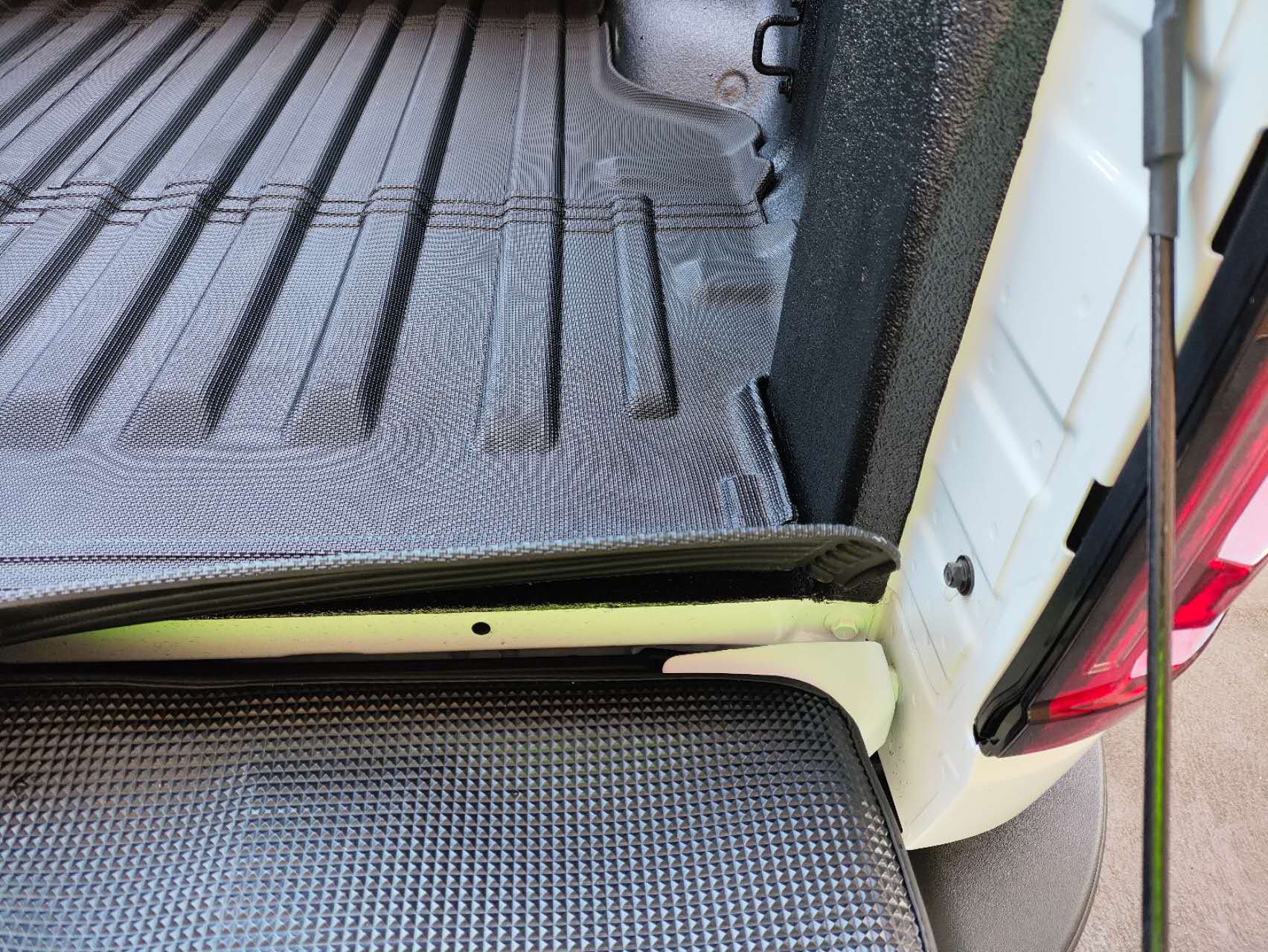 Shark 6 Tub Liner Extension